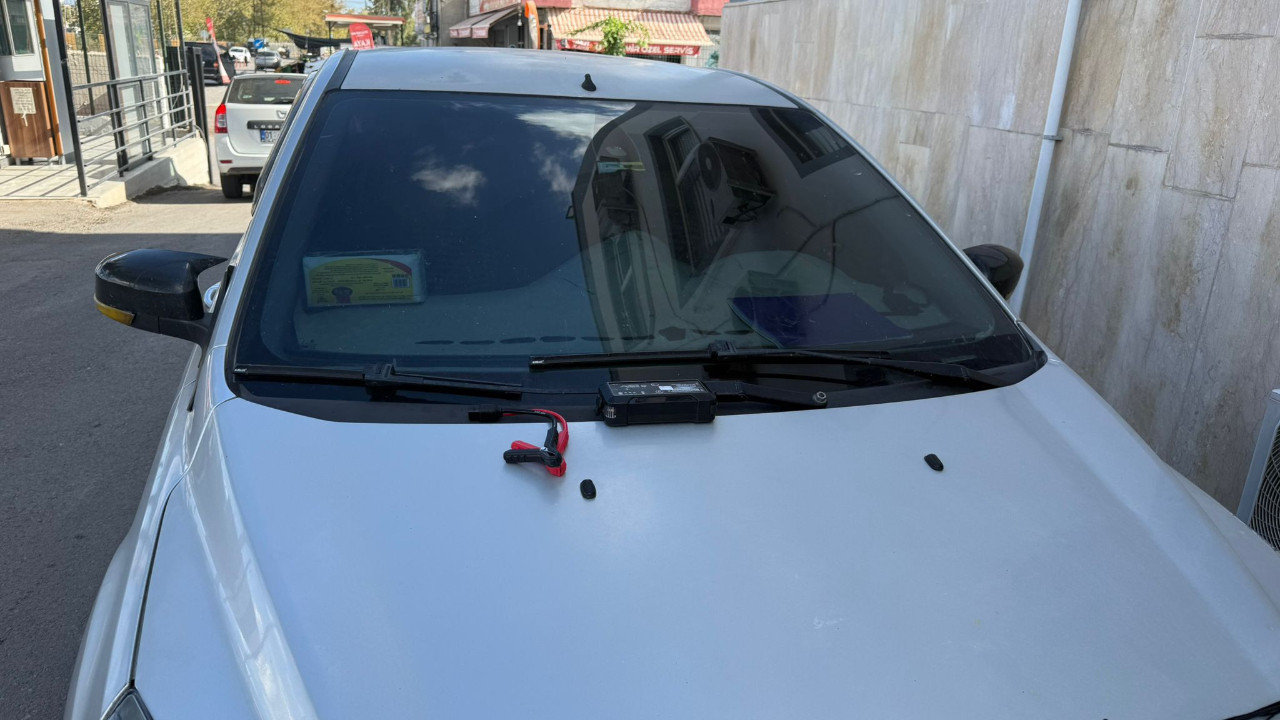 Çakar takıp polis rolü yapan zanlı gözaltında: Sebebi şaşırttı!