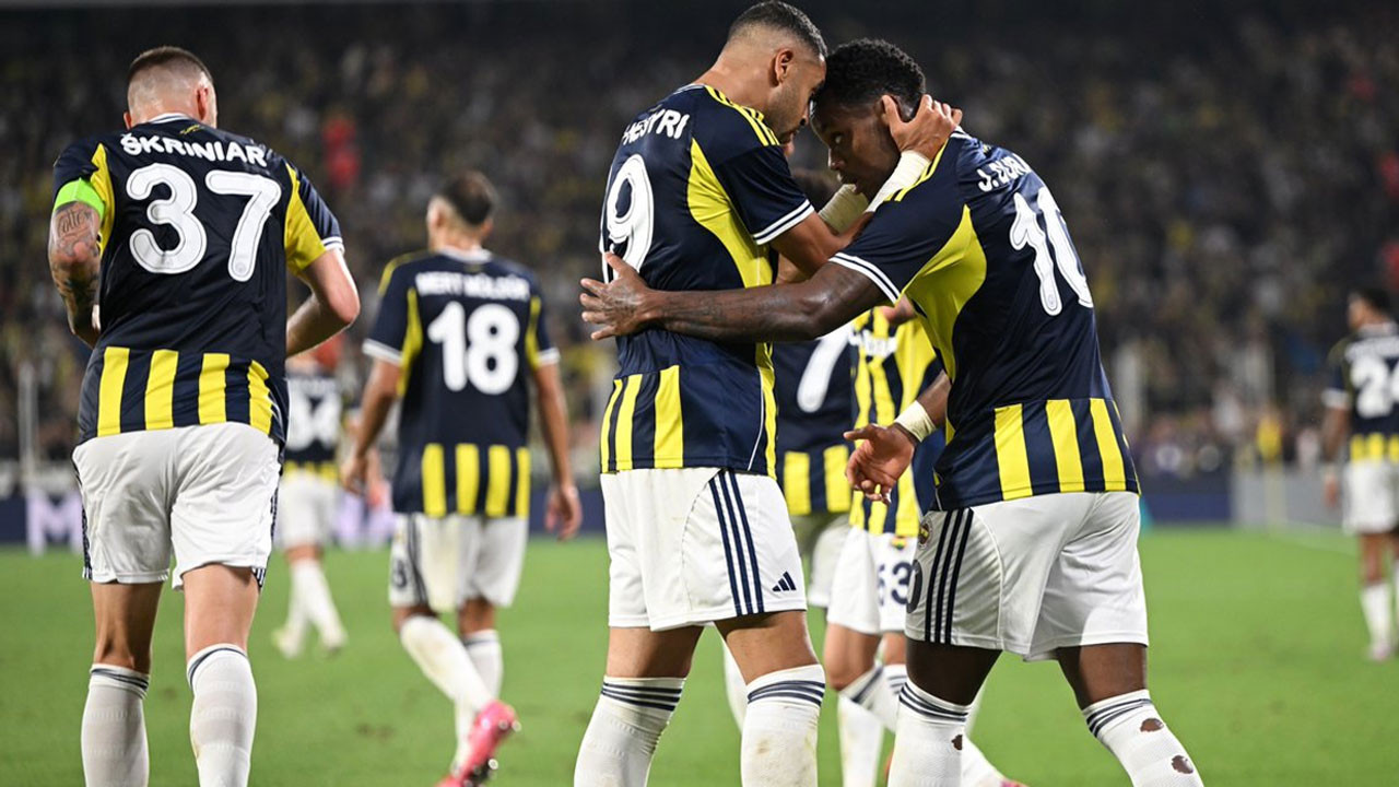 Fenerbahçe'de ayrılık kapıya dayandı! Yıldız oyuncunun menajeri İstanbul'a geldi