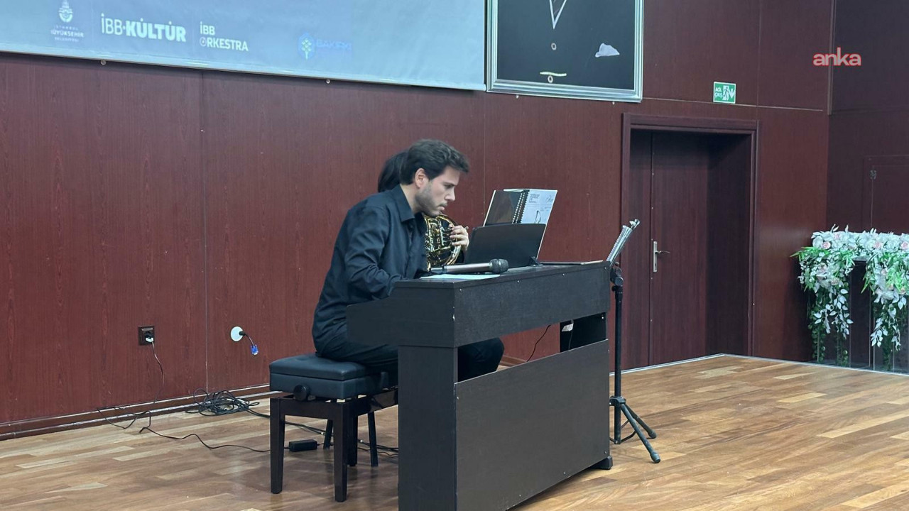 İş çıkışı konserleri geri döndü: Klasik müzikle stres attılar!