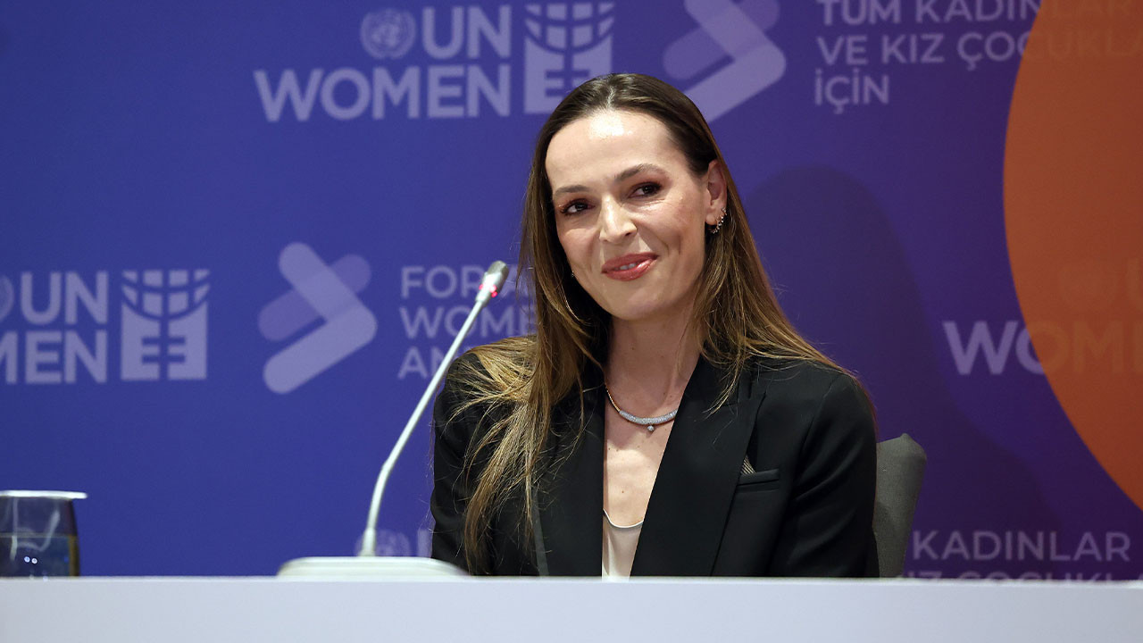 Eda Erdem'e büyük onur