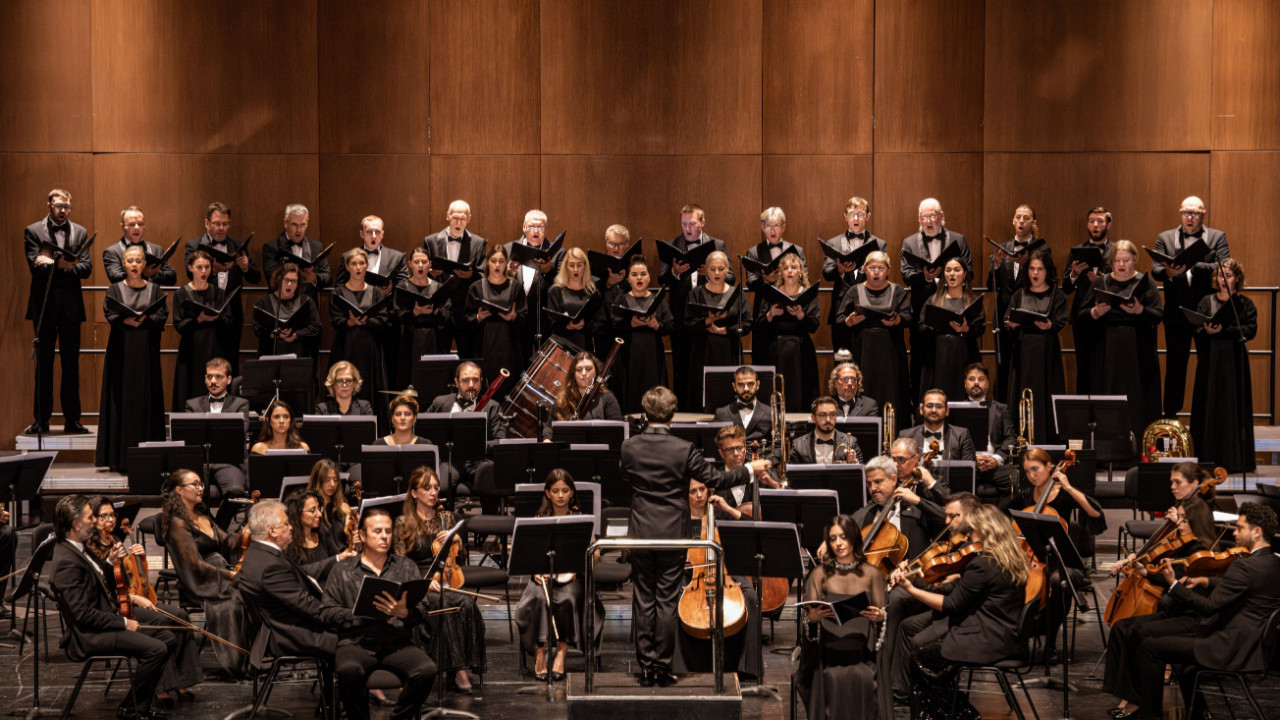 Faure'nin Dingin Requiem'i AKM'de sanatseverlerle buluştu