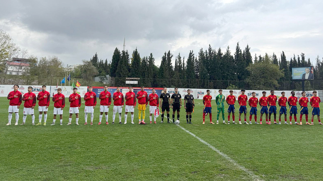 Genç Milliler İspanya'ya mağlup oldu