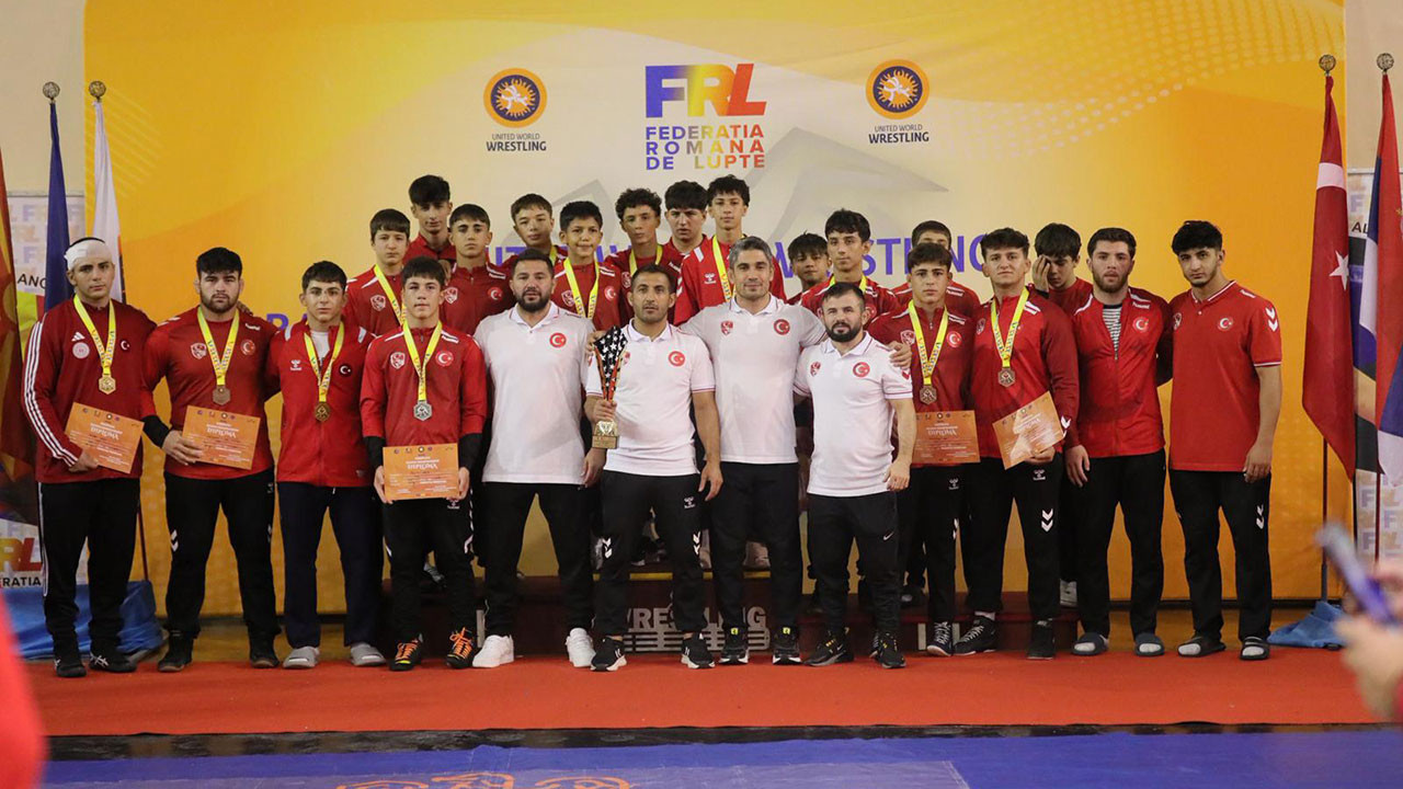 Genç sporcular, Balkan Şampiyonası'na damga vurdu