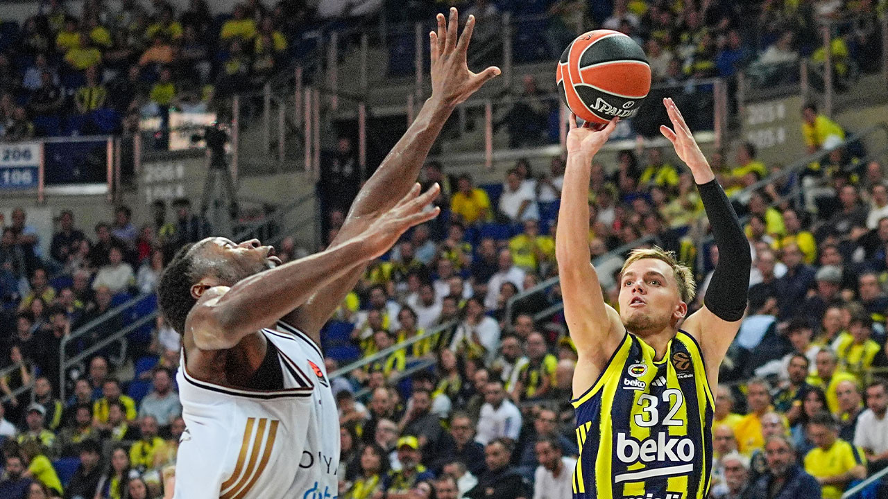 Son şampiyon evinde farklı yenildi: Fenerbahçe kayıplarda!