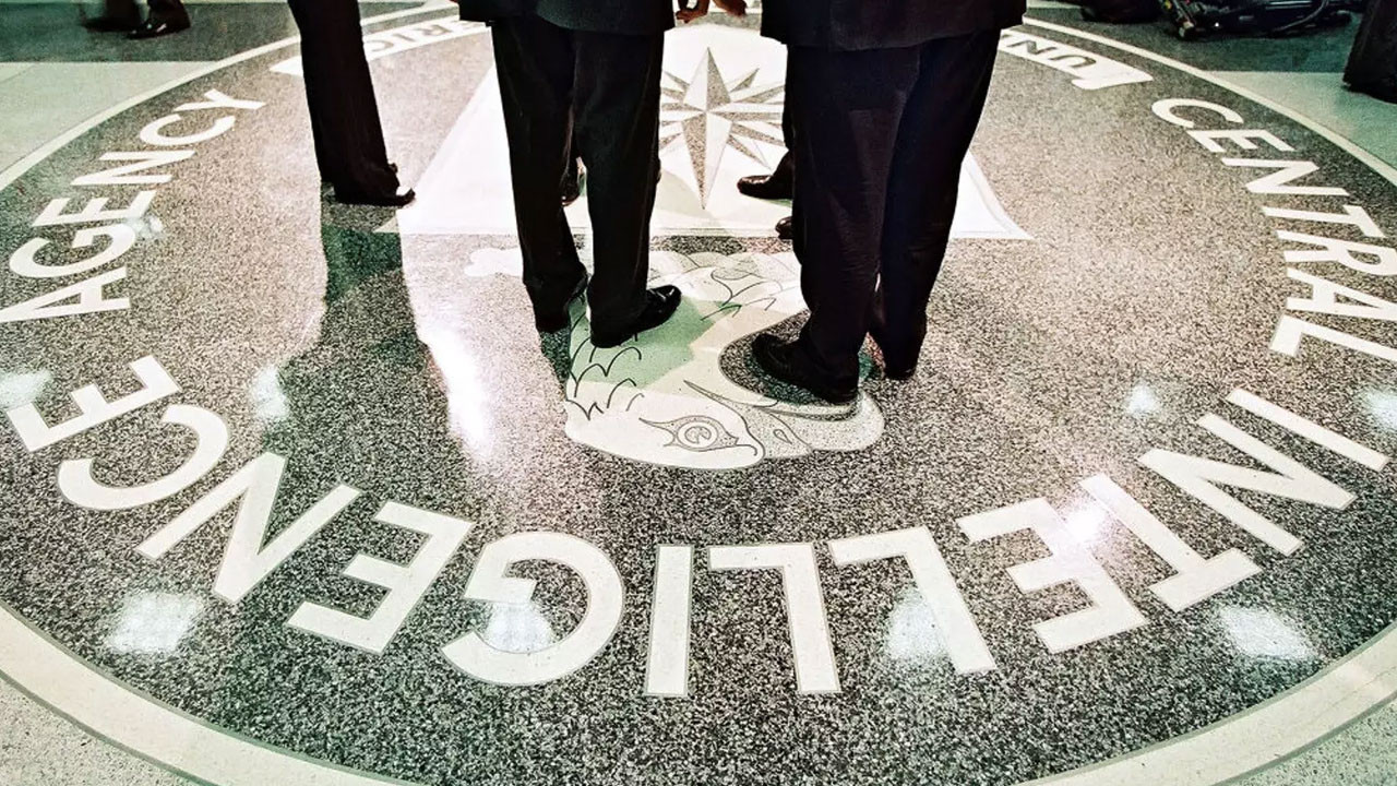 Trump’tan CIA’e darbe yapma yetkisi! Resmen açıkladı