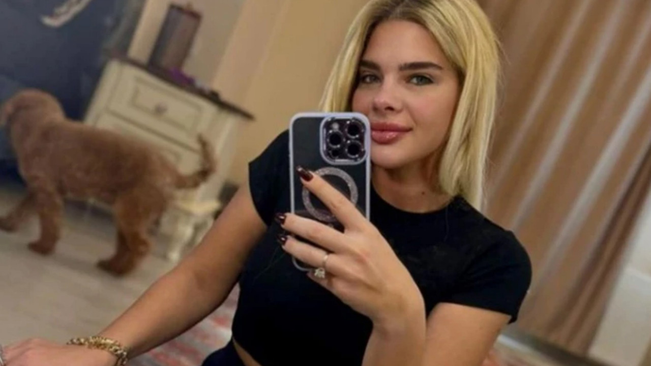 Damla Ersubaşı umreye gitti: Fotoğrafına gelen yorum çileden çıkardı