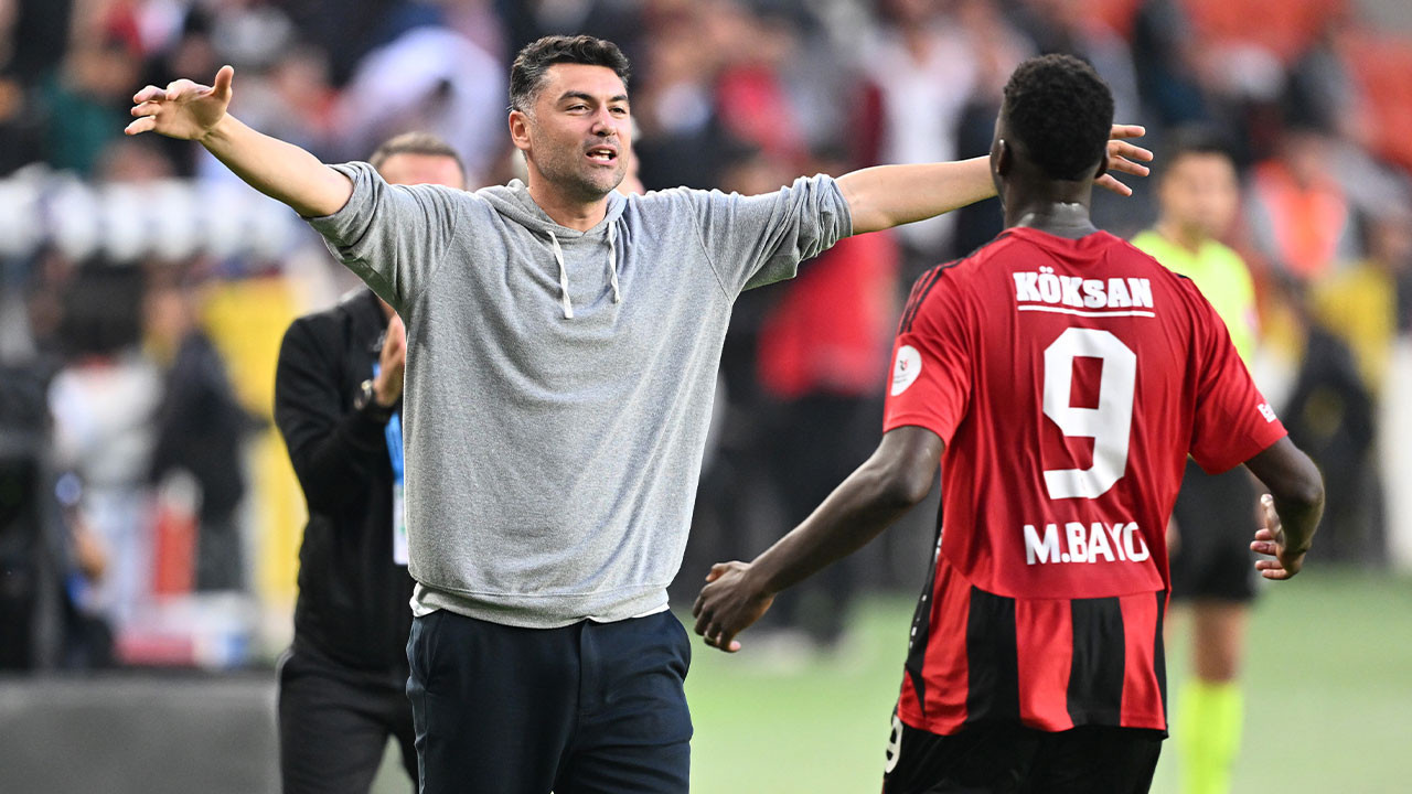 Burak Yılmaz'ın Gaziantep fırtınası 'Bulut'u dağıttı