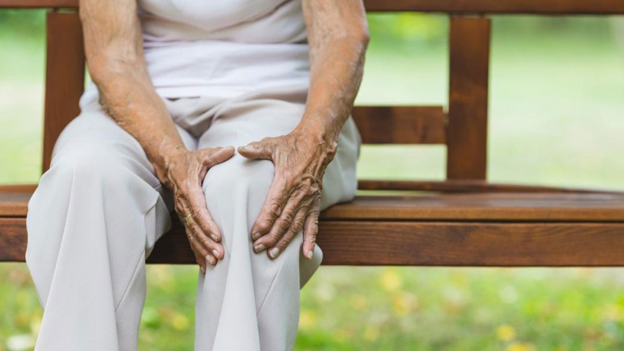 Kemik erimesinin iki önemli nedeni ortaya çıktı! Uzmanlardan hayat kurtaran uyarılar