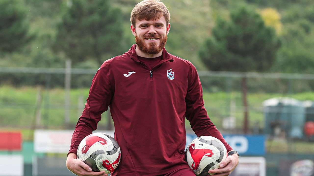 Batagov Trabzonspor'da gelişimine en çok katkı sunan ismi açıkladı