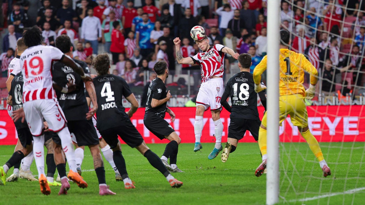 Karadeniz'de Ne Samsunspor'un ne Rizespor'un gemisi battı