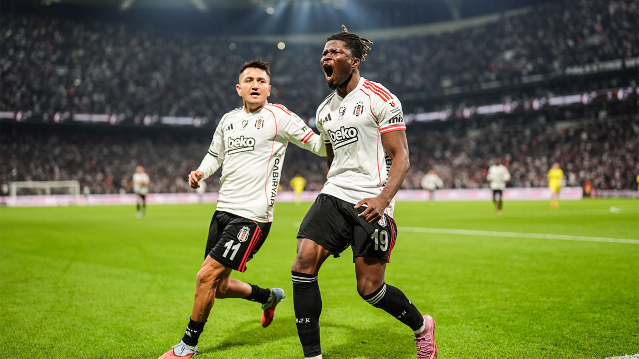 Sergen Yalçın'ın hamlesi tuttu! O futbolcu ismini derbi tarihine yazdırdı