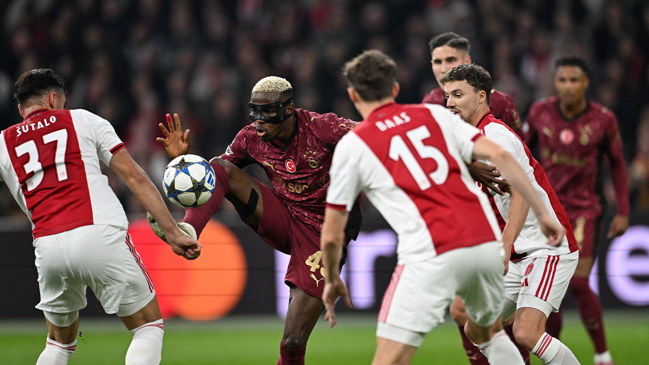 Galatasaray Amsterdam'da Osimhen'le '3'lü çekti!