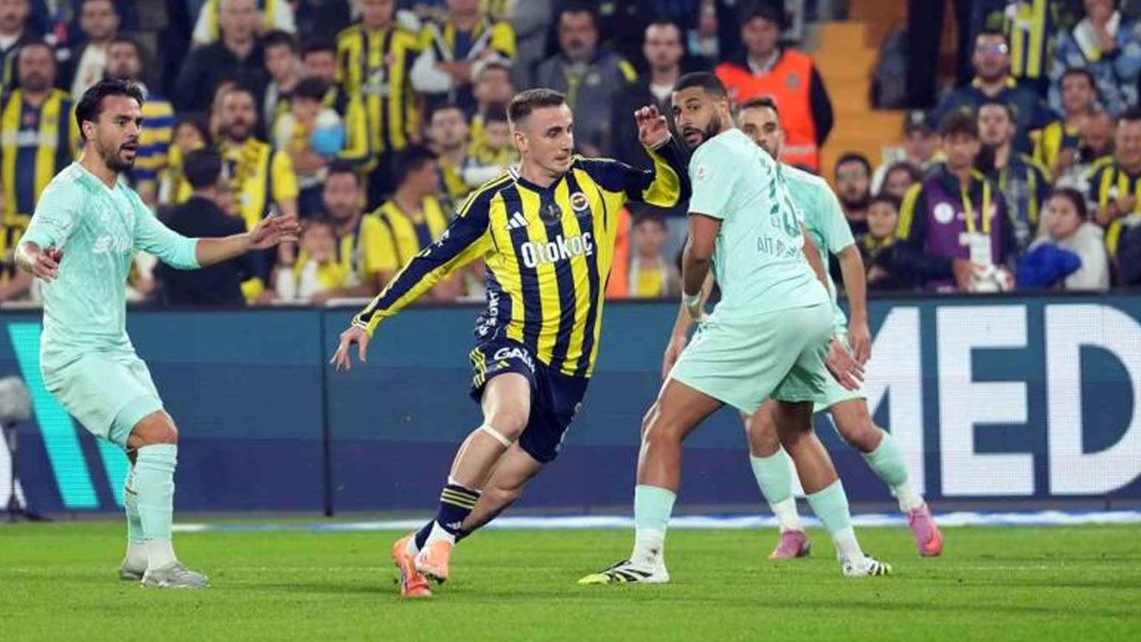 Spor yazarları Fenerbahçe-Kayserispor maçını değerlendirdi! Kanarya için o maçı işaret ettiler