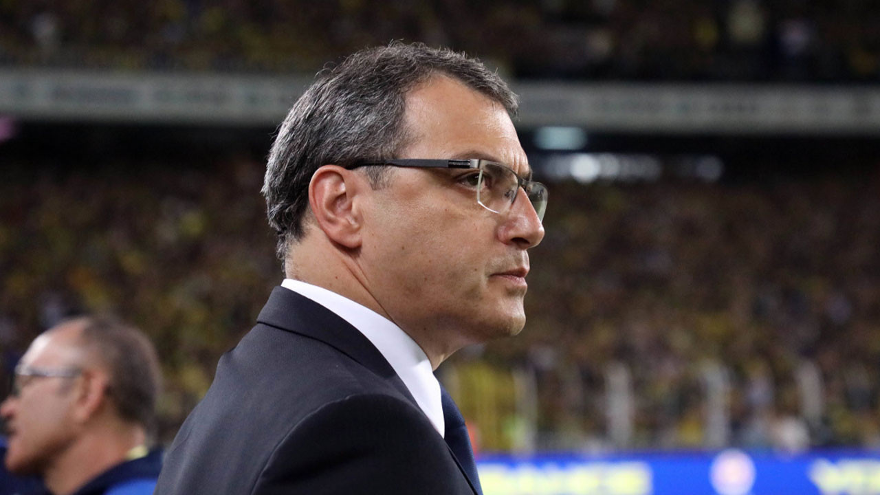 Comolli dunya devinin karar vericisi oldu