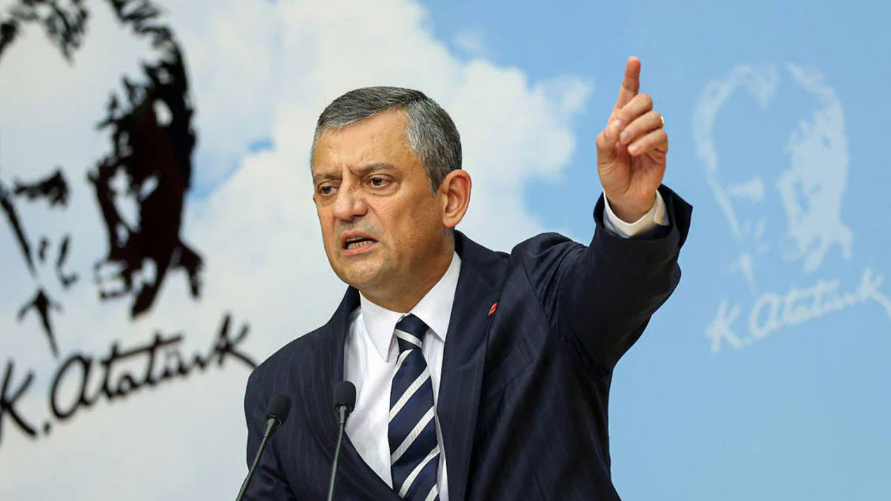 Özgür Özel'den iddianame tepkisi: Darbecilerin siyasete muhtırası