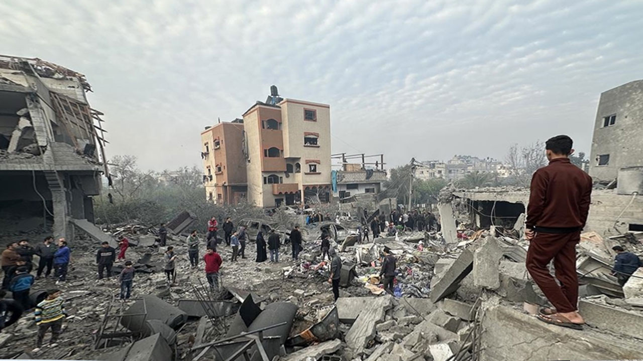 Ateşkes İsrail'i durdurmadı! Gazze'ye saldırı 10 ölü