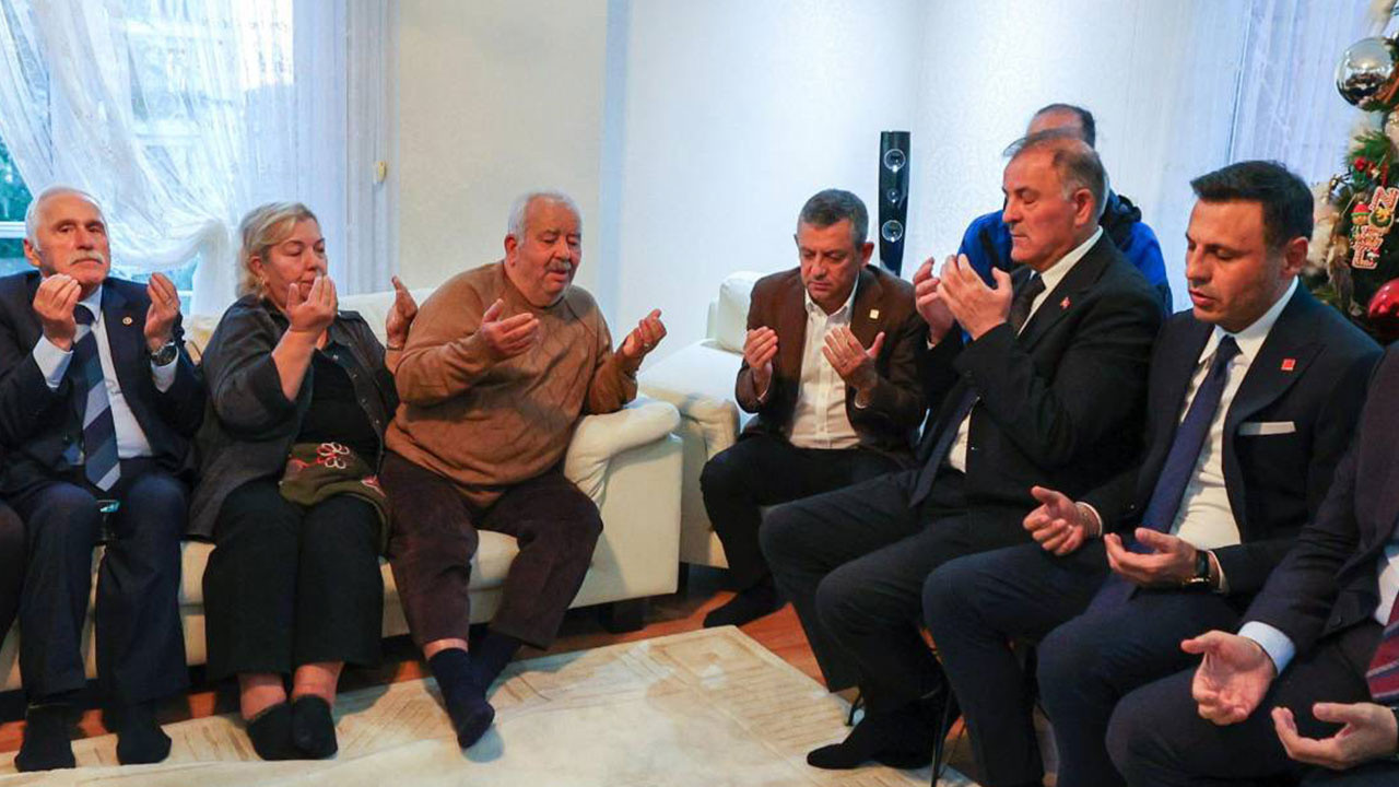 Özgür Özel'den 3 günlük milli yas talebi! Erdoğan'ın takdirlerine sunuyorum