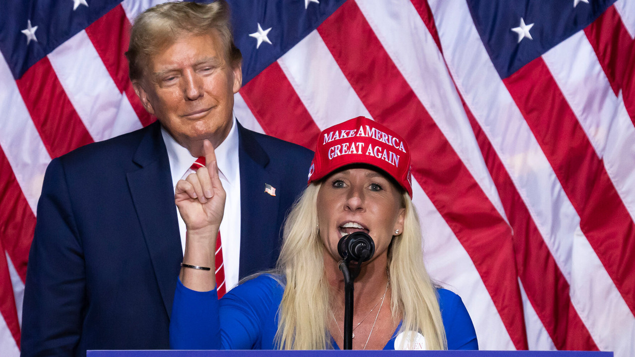 Greene Trump karşısında geri adım attı: Toksik siyaset için özür dilerim