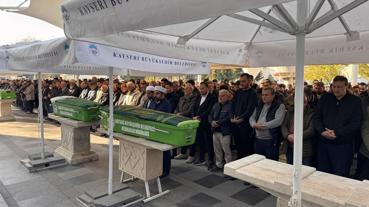 Oğlunun bıçakladığı baba öldü