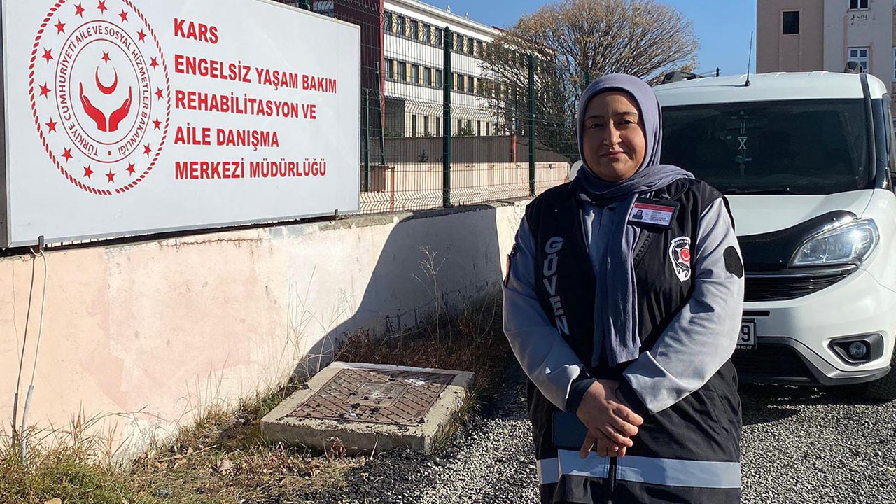 Kars’ta duygulandıran uzlaşma! Yumruğun cezası 20 şehit için 20 fidan