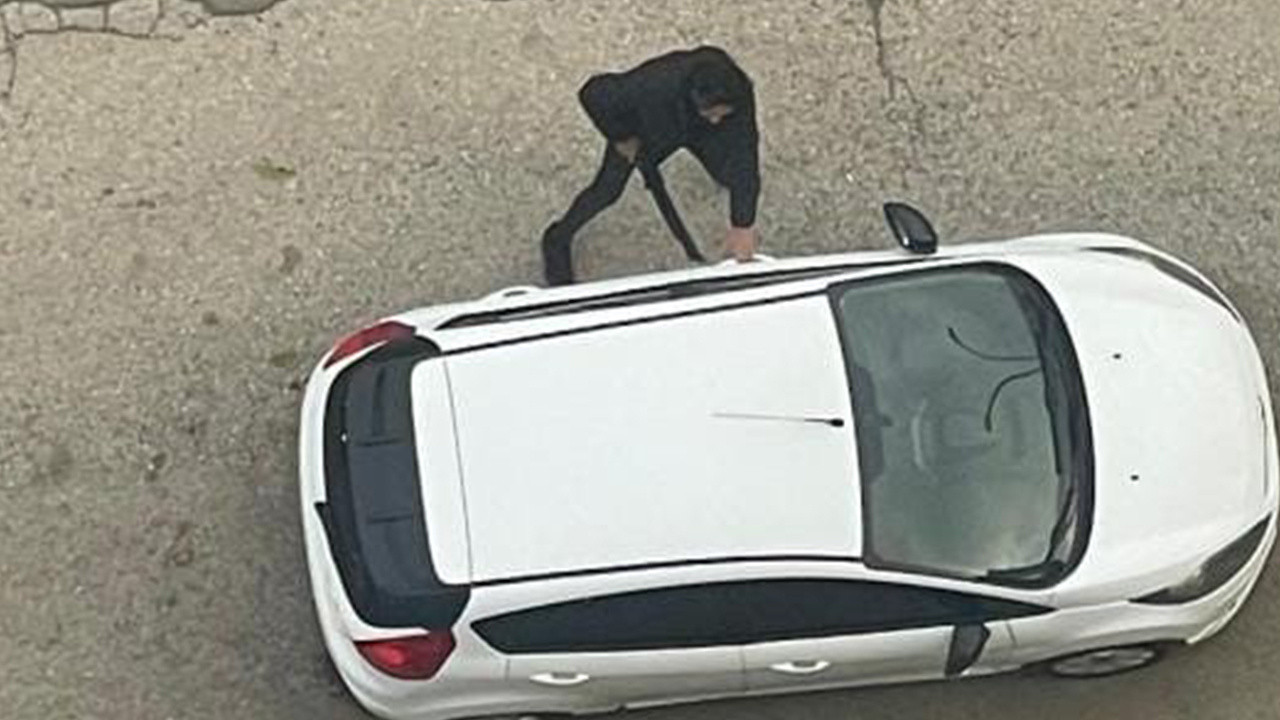 Pompalı tüfekle eski eşini sokak ortasında vurdu!