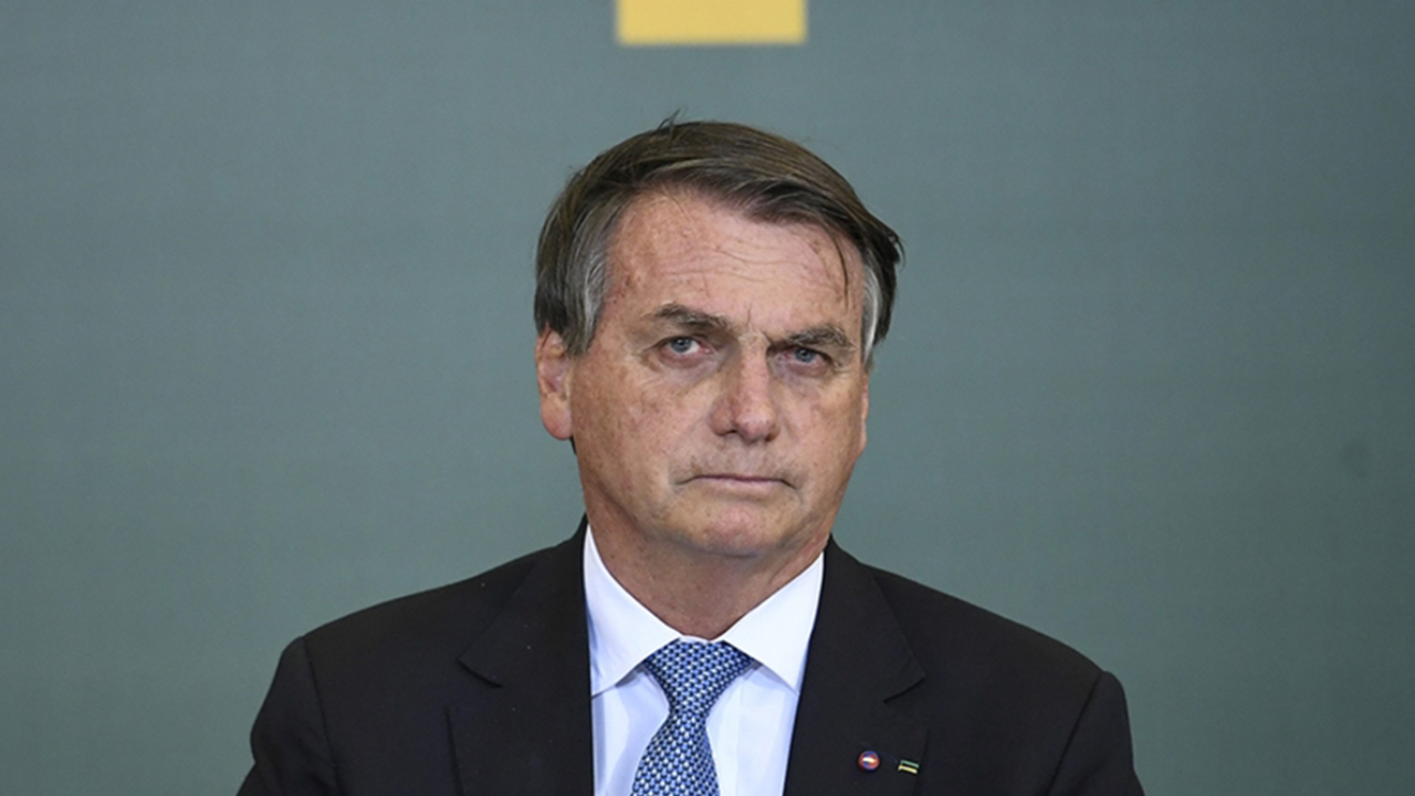 Eski devlet başkanı elektronik kelepçesini çıkarmaya çalıştı, gözaltına alındı