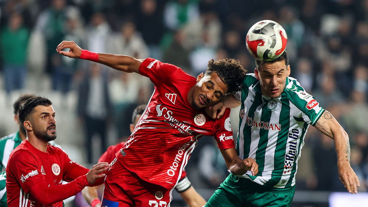 Konyaspor- Antalyaspor maçı tatsız tuzsuz golsüz