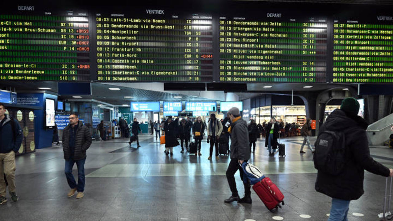 Belçika'da grev dalgası: Hayat durdu