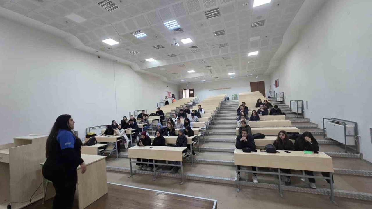Diyarbakır’da gençlere afet bilinci kazandırıldı