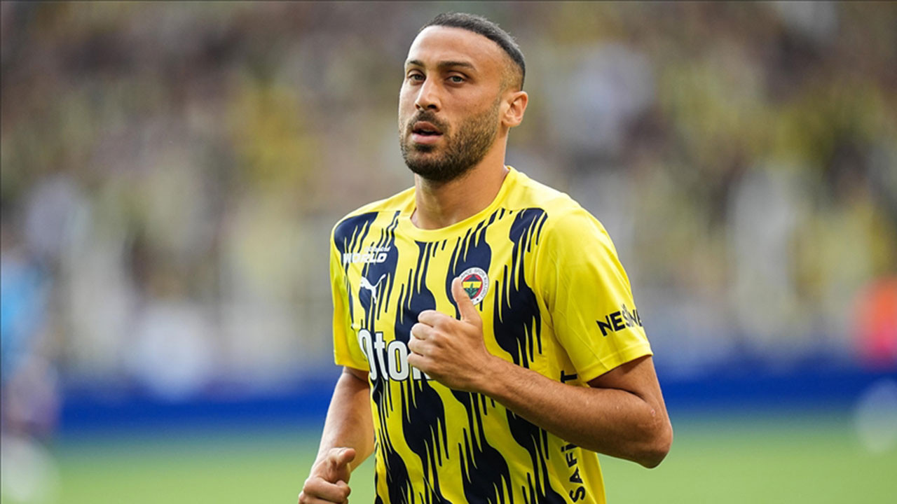 Fenerbahçe'de Cenk Tosun ameliyat oldu