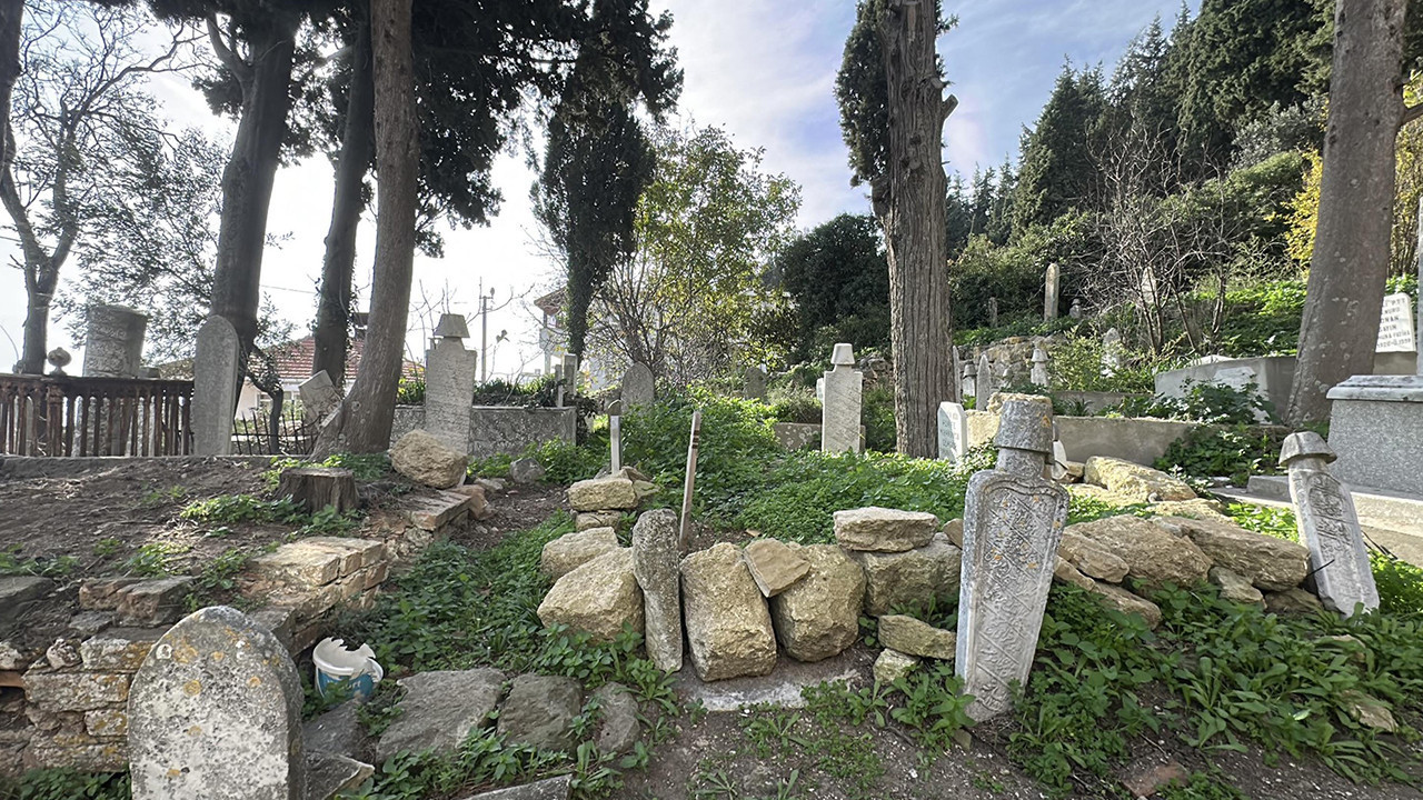 Çanakkale'de yüzlerce mezar kayıt altına alındı