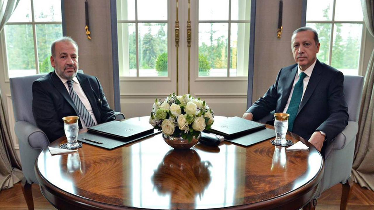 Erdoğan’ın eski hukuk danışmanından sert sözler! ‘Bir ağaç altında oturup ağla’