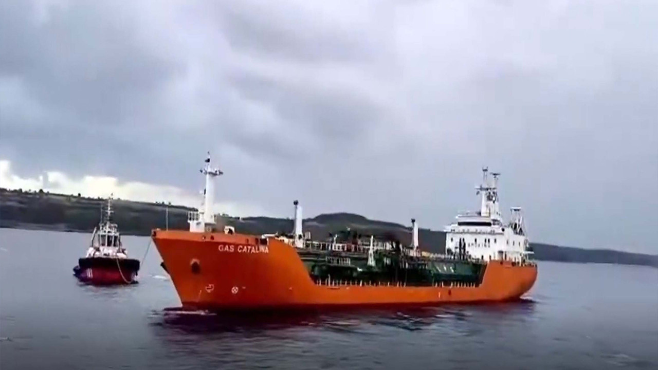 LPG yüklü dev tanker akıntıya kapıldı! Çanakkale Boğazı’nda korku dolu anlar