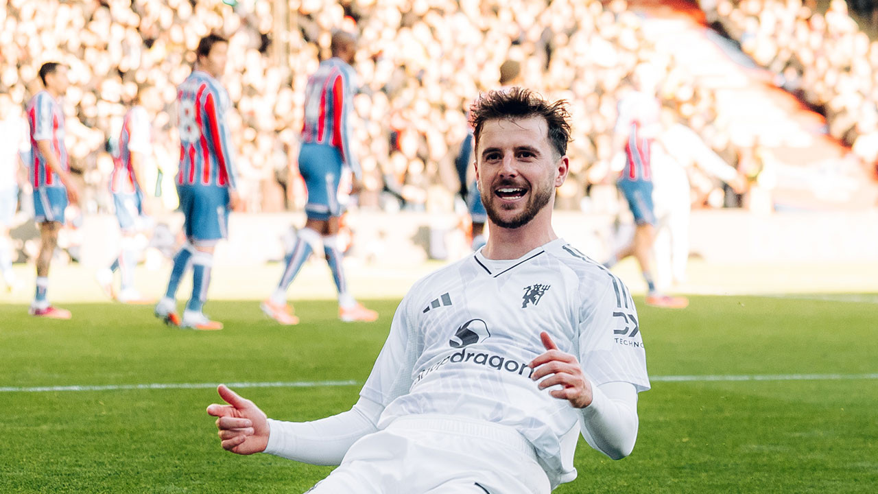 Manchester United hayata döndü: Premier Lig'de bunu başaran ilk takım oldu!