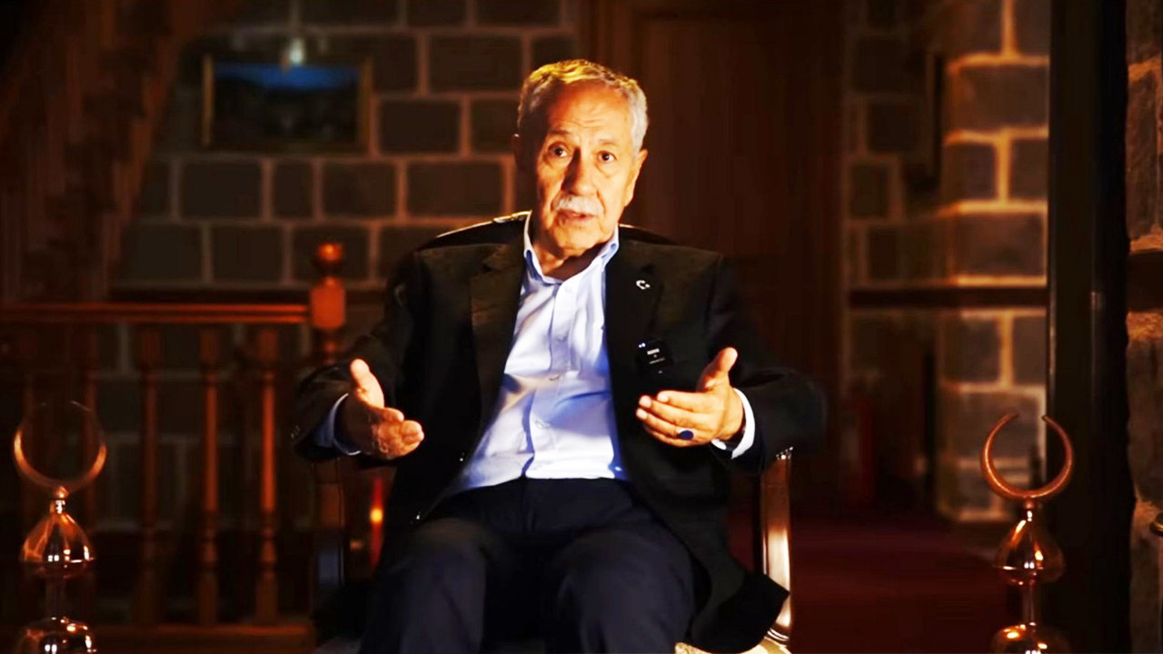 Bülent Arınç PKK'yı gördü el yükseltti! 'FETÖ'ye de af'