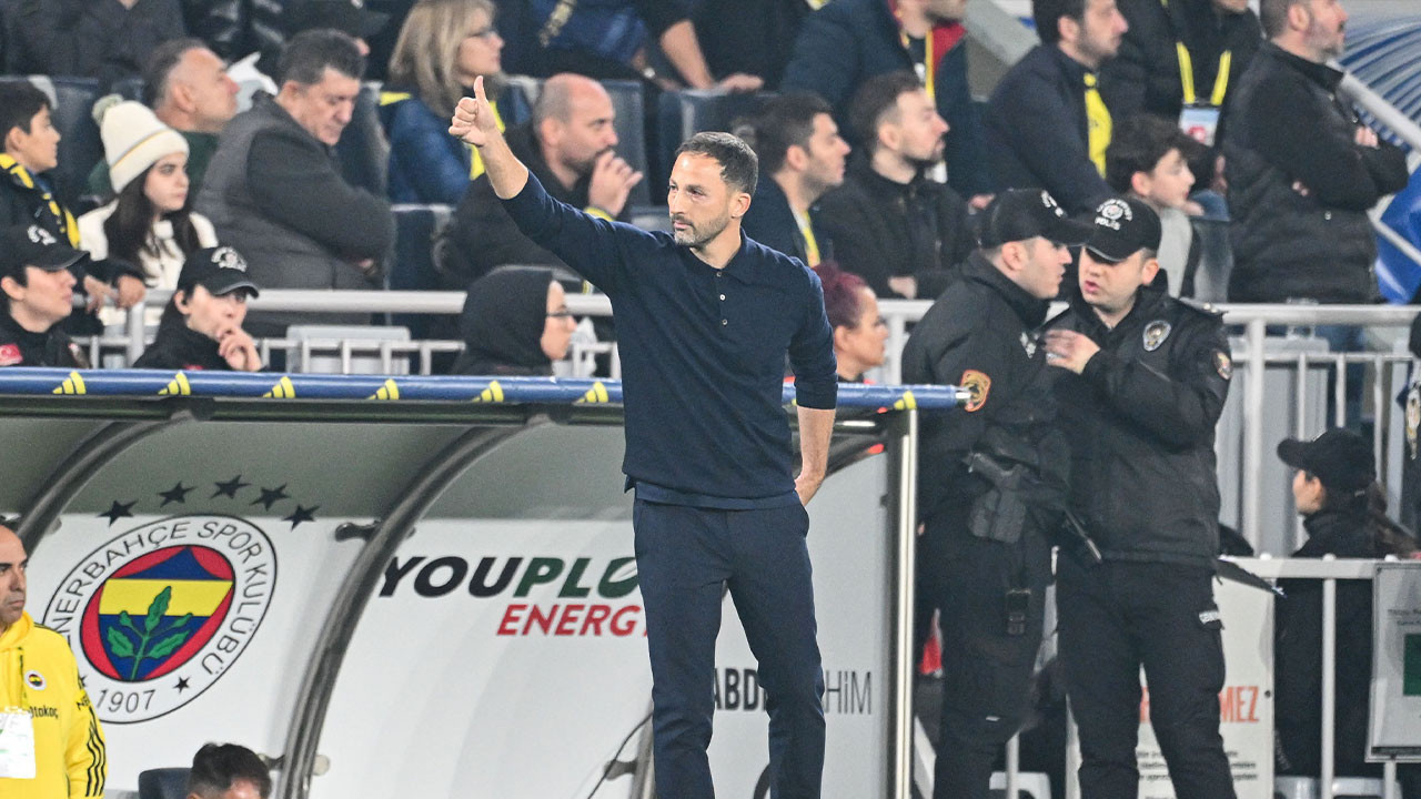 Tedesco'dan derbi sonrası Galatasaray sözleri: 'Şakasına bir takım değil'