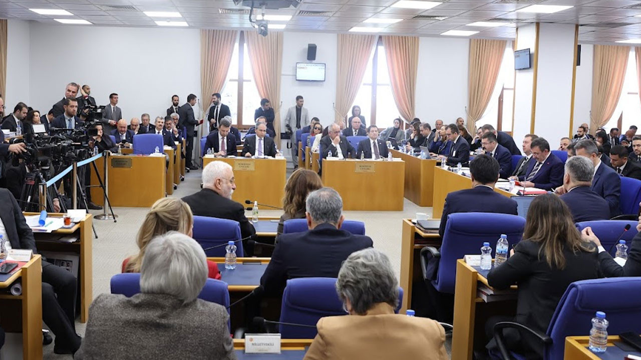 2026 yılı bütçe teklifi komisyonda kabul edildi