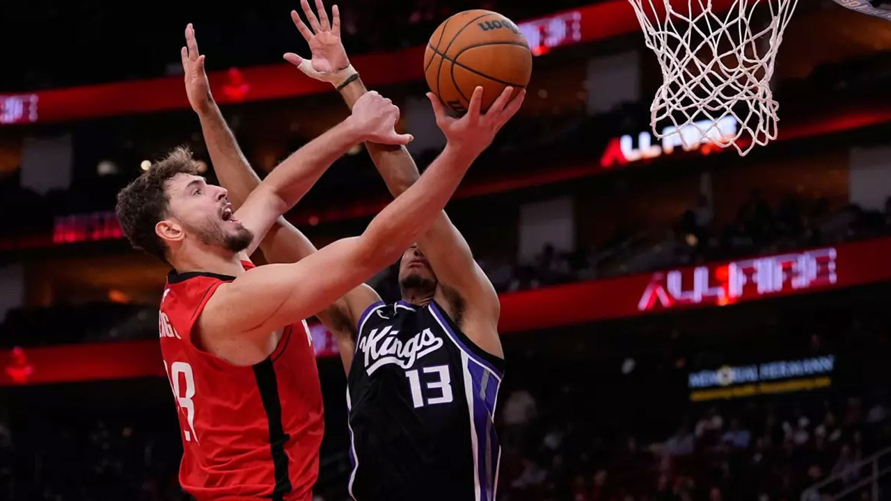 Alperen Şengün double-double yaparak 5000 sayı barajını aştı!