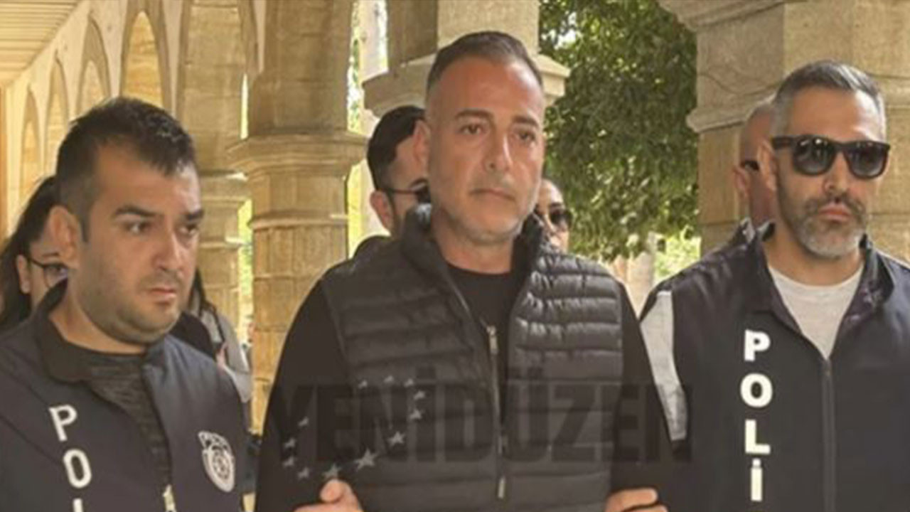 KKTC'de rüşvet iddiası Başbakan Müsteşarı tutuklandı