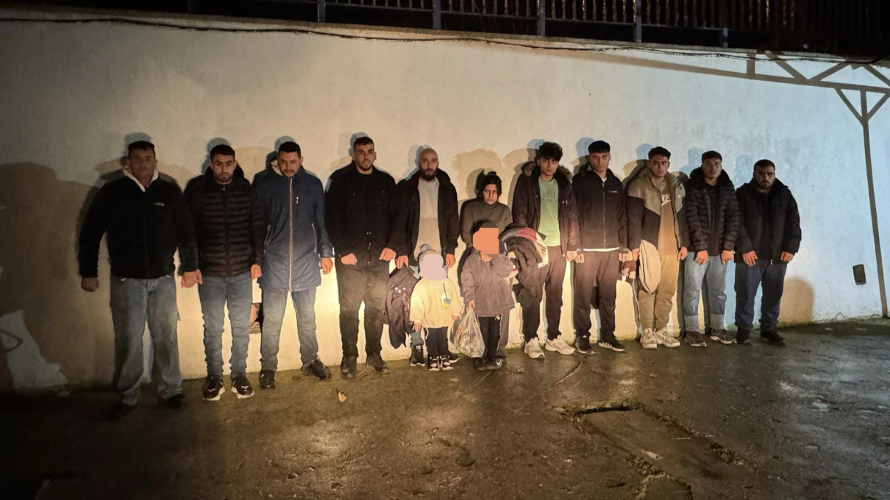 Edirne'de 13 düzensiz göçmen yakalandı