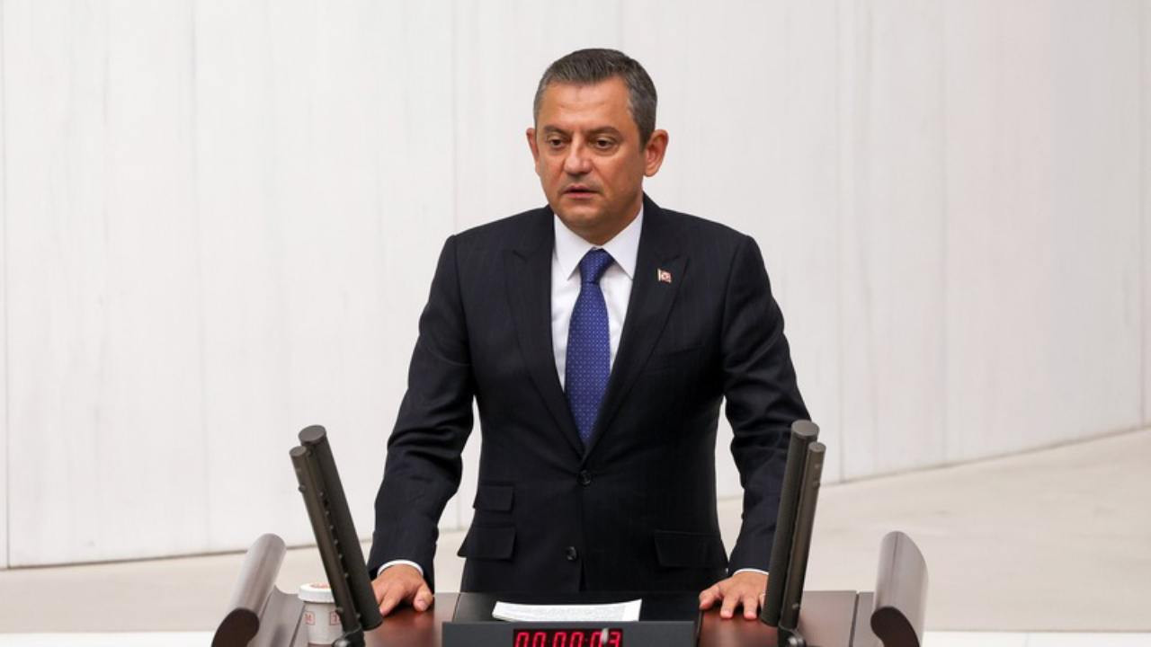 Özgür Özel ve 6 Milletvekili hakkında dokunulmazlık tezkeresi TBMM'de