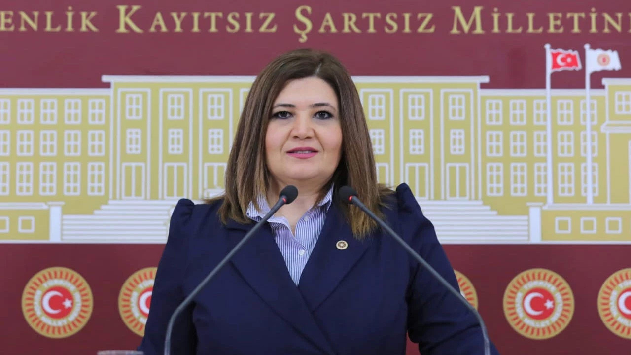 Toplum yoksulluğu görmüyor yaşıyor