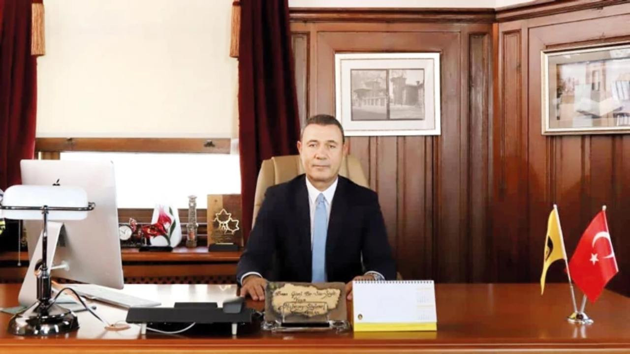 İstanbul Erkek Lisesi'nde yeni gelişme: Okul müdürü açığa alındı