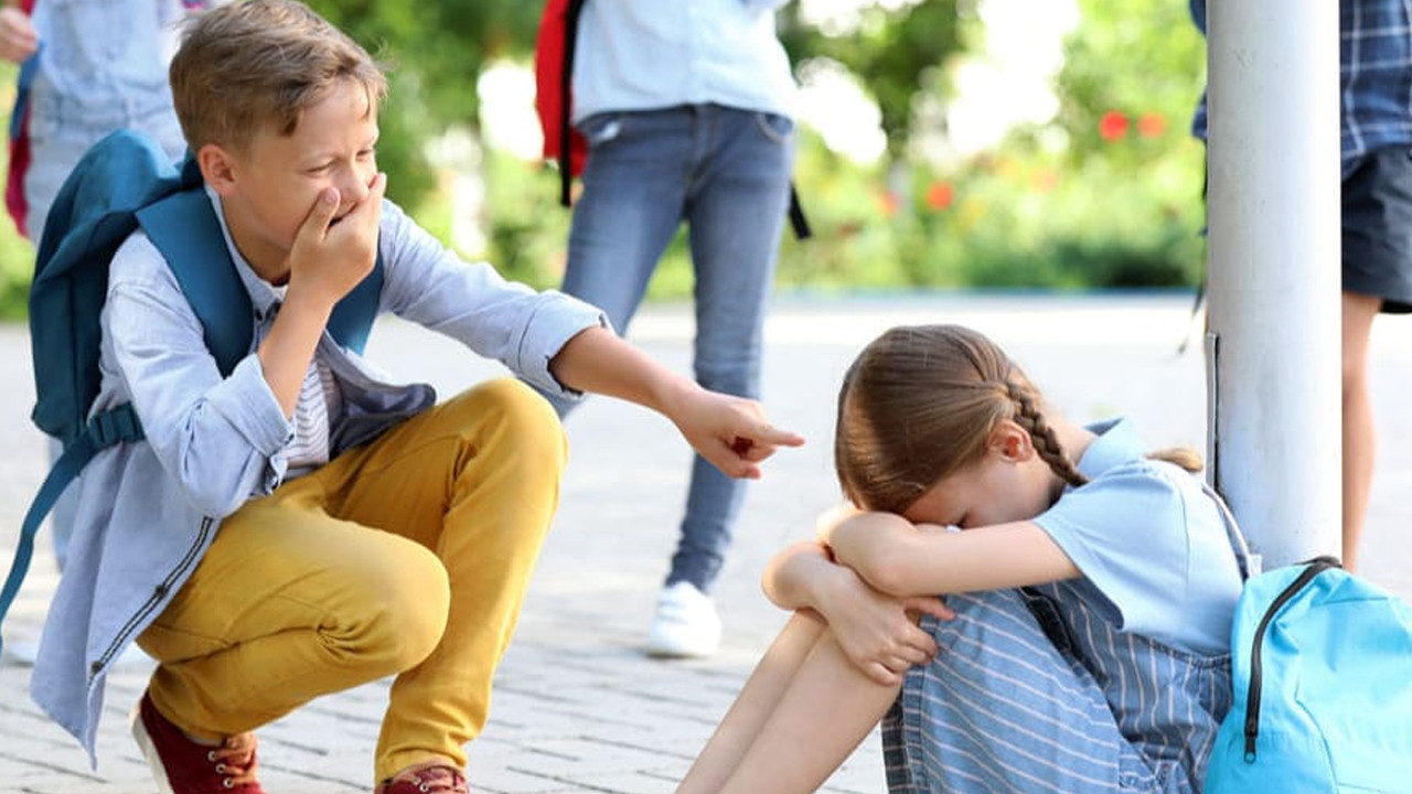 Zorbalık ömür boyu sürüyor! Uzmanlardan kritik uyarılar