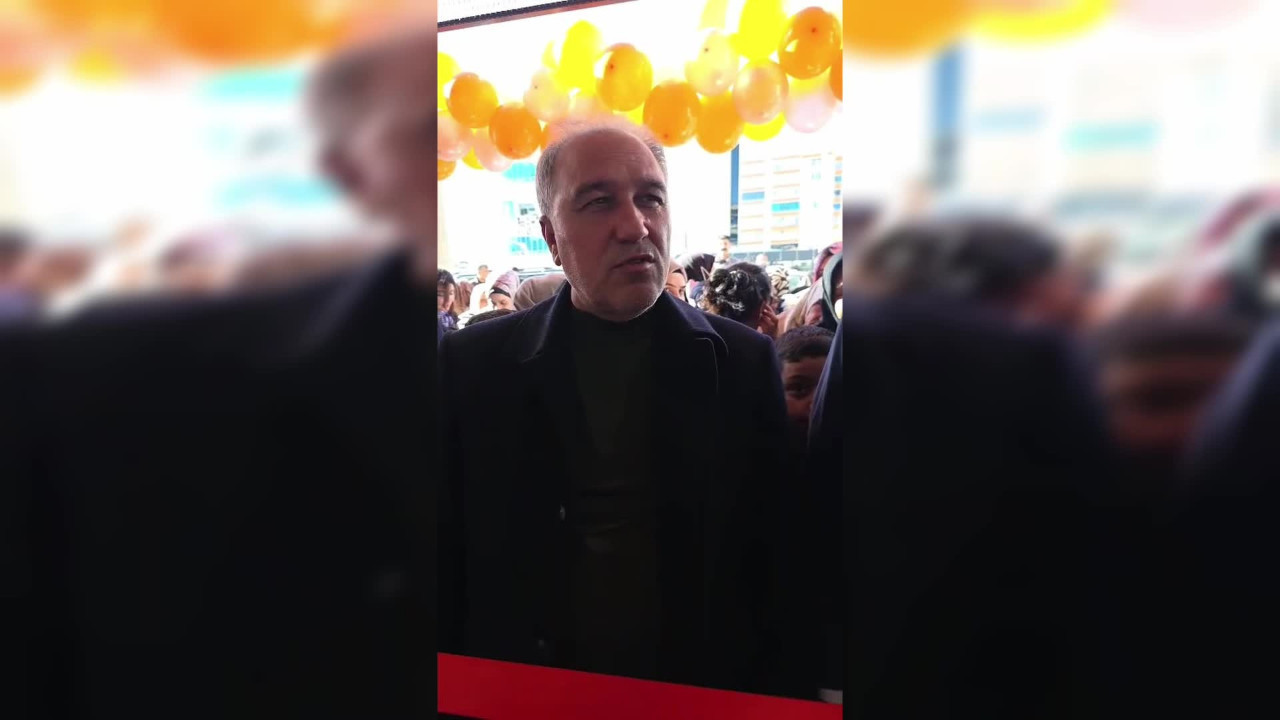 Diyarbakır’da ucuzluk merkezinin açılışında izdiham