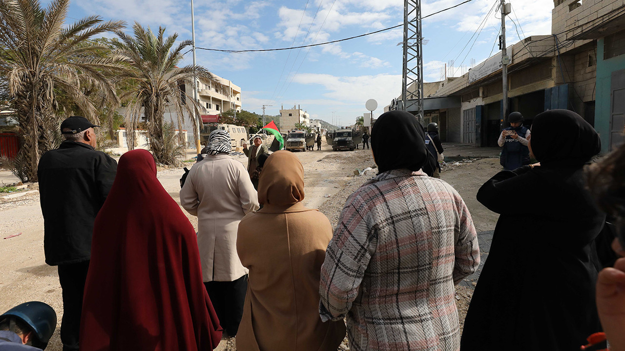 İsrail Batı Şeria'daki kampı yıkacak