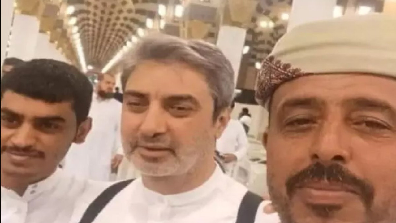 Kurtlar Vadisi'nin Polat Alemdar'ı Necati Şaşmaz'ın hac fotoğrafları ortaya çıktı