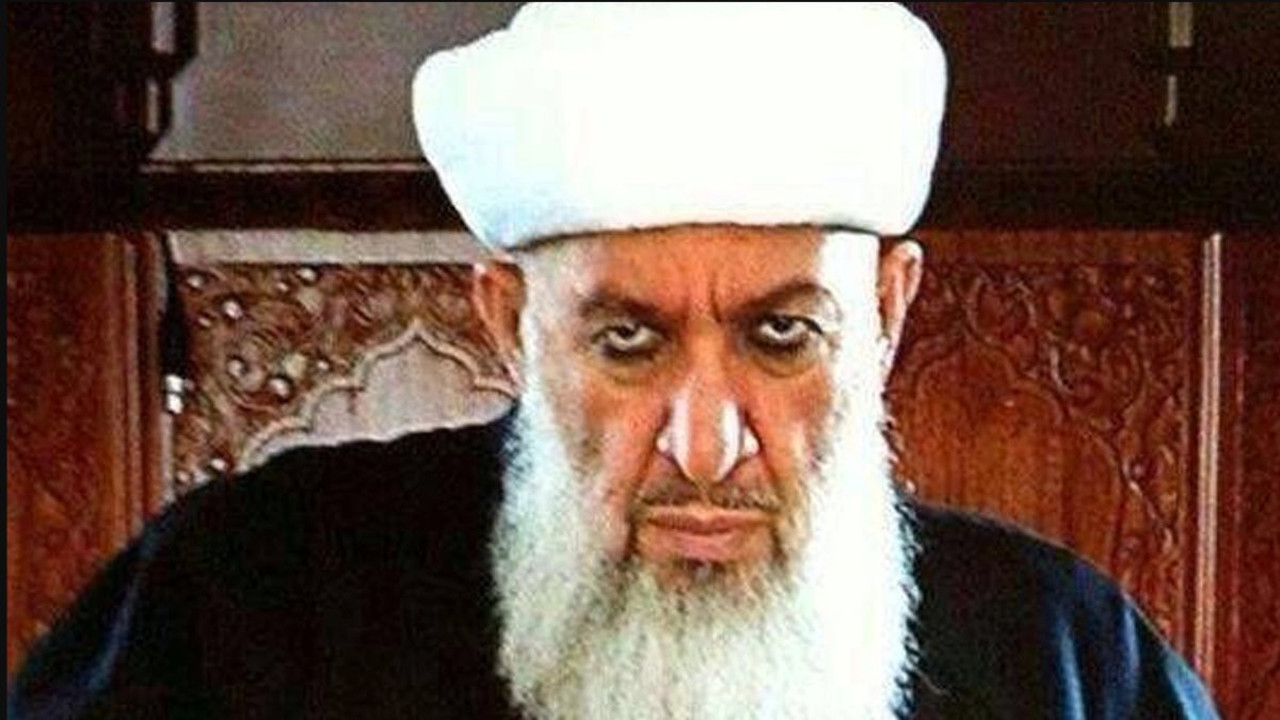 Menzil'in ölen şeyhinin çocuklarına tövbe yetkisi verildi. Önceden alınan tövbe ve zikirler iptal edildi