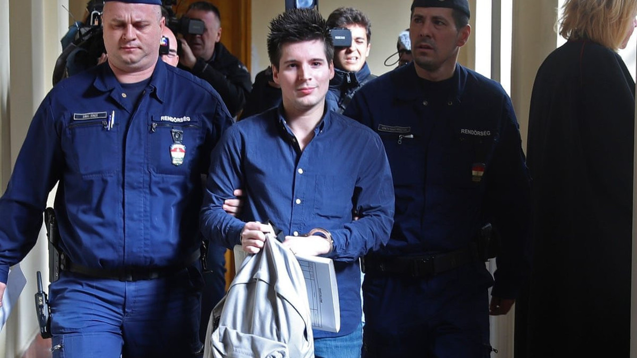 Futbolu karıştıran korsan davasına Papa rötarı