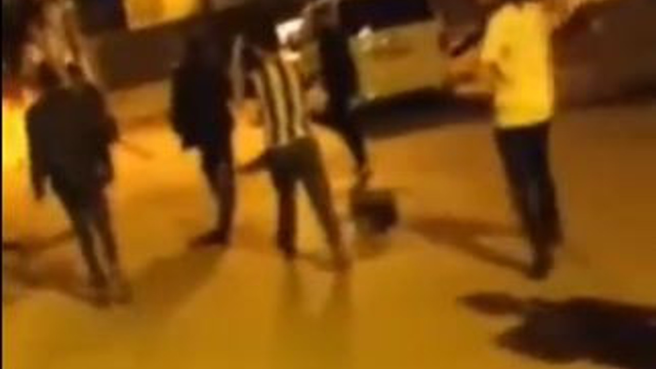 Suriyeli örgüt elinde sopalarla Türk halkına meydan okudu